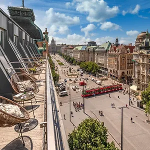 Vn17 Rooftop By Adrez **** Praga